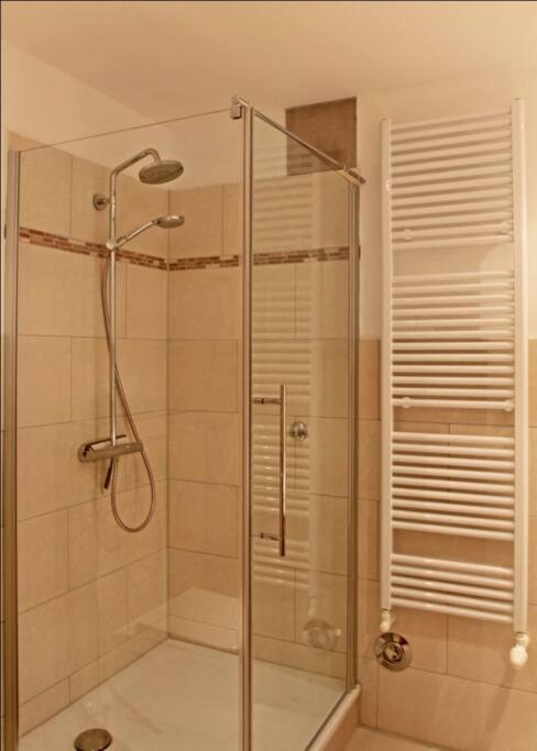 Im Zentrum Westerlands, Nur 200m Vom Apartment *